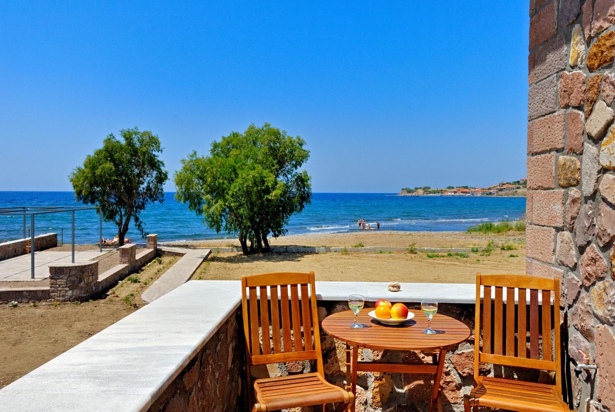 Michaela Beach Houses Mithimna Exterior foto
